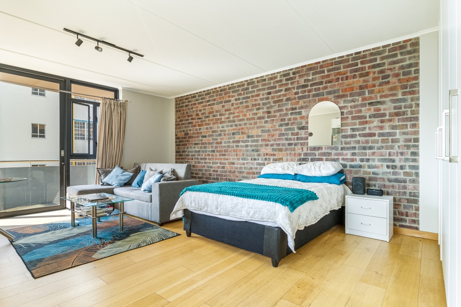 1 Bedroom Property for Sale in Woodstock Western Cape